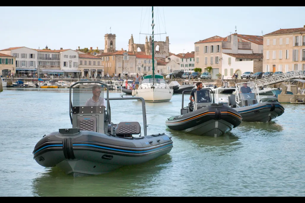 Highfield Escape 60 by RCMarine used - photo 1
