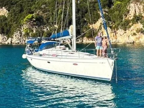 Bavaria Yachts Cruiser 42 used - photo 1