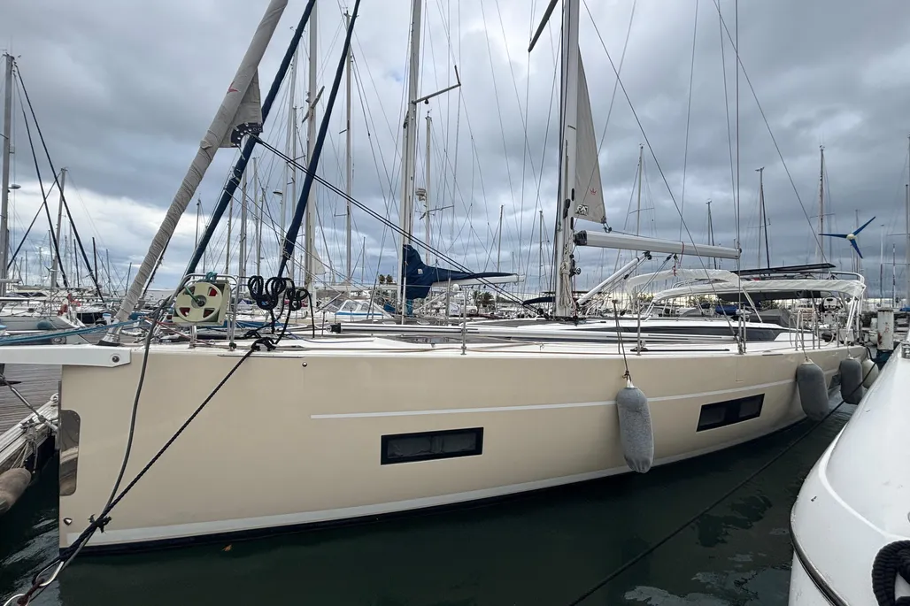 Bavaria Yachts C45 gebraucht - Foto 1
