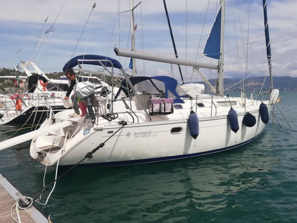 Jeanneau Sun Odyssey 42.2 d'occasion - photo 1