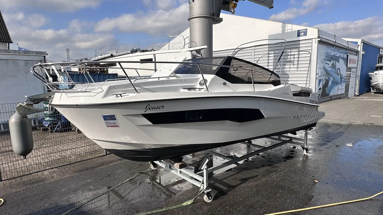 Karnic CS700 S Cabin Cruiser used - photo 1