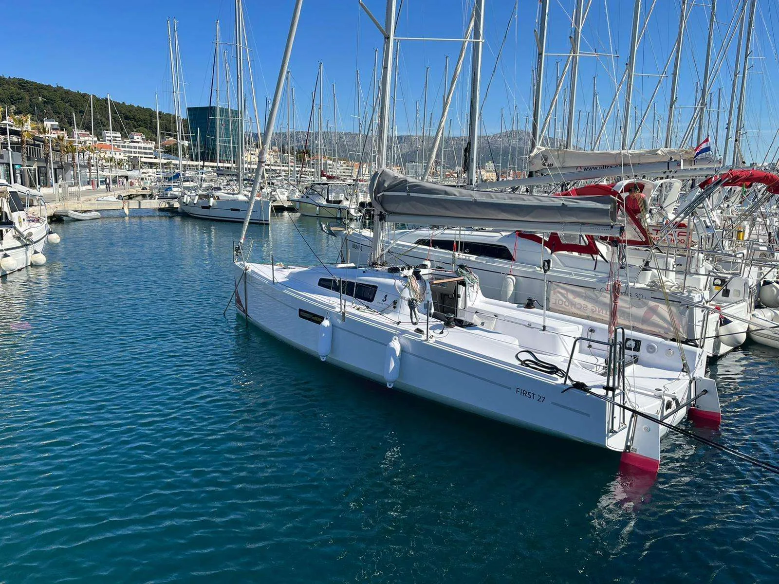 Beneteau FIRST 27 usato - foto 1