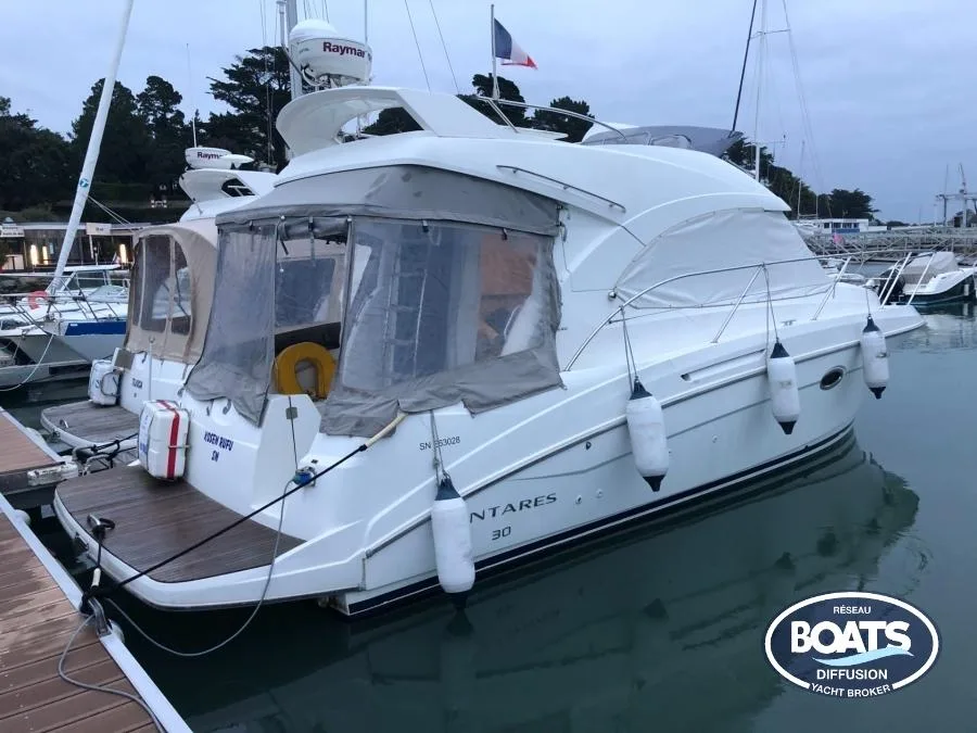 Beneteau Antares 30 fly d'occasion - photo 1