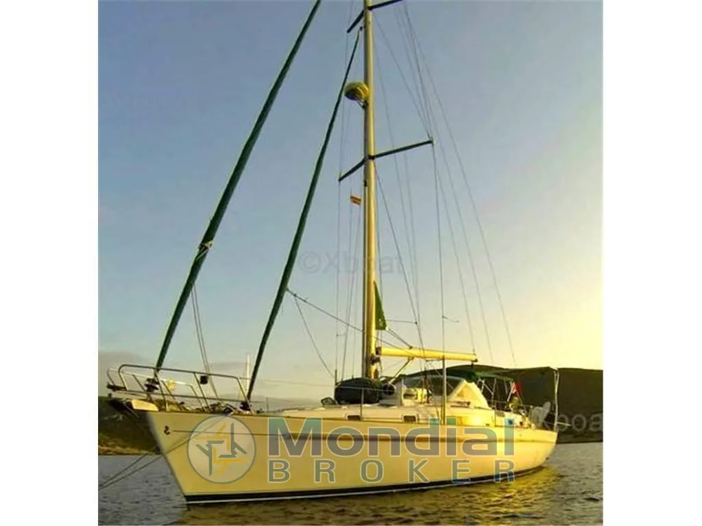 Beneteau Oceanis 44 cc used - photo 1