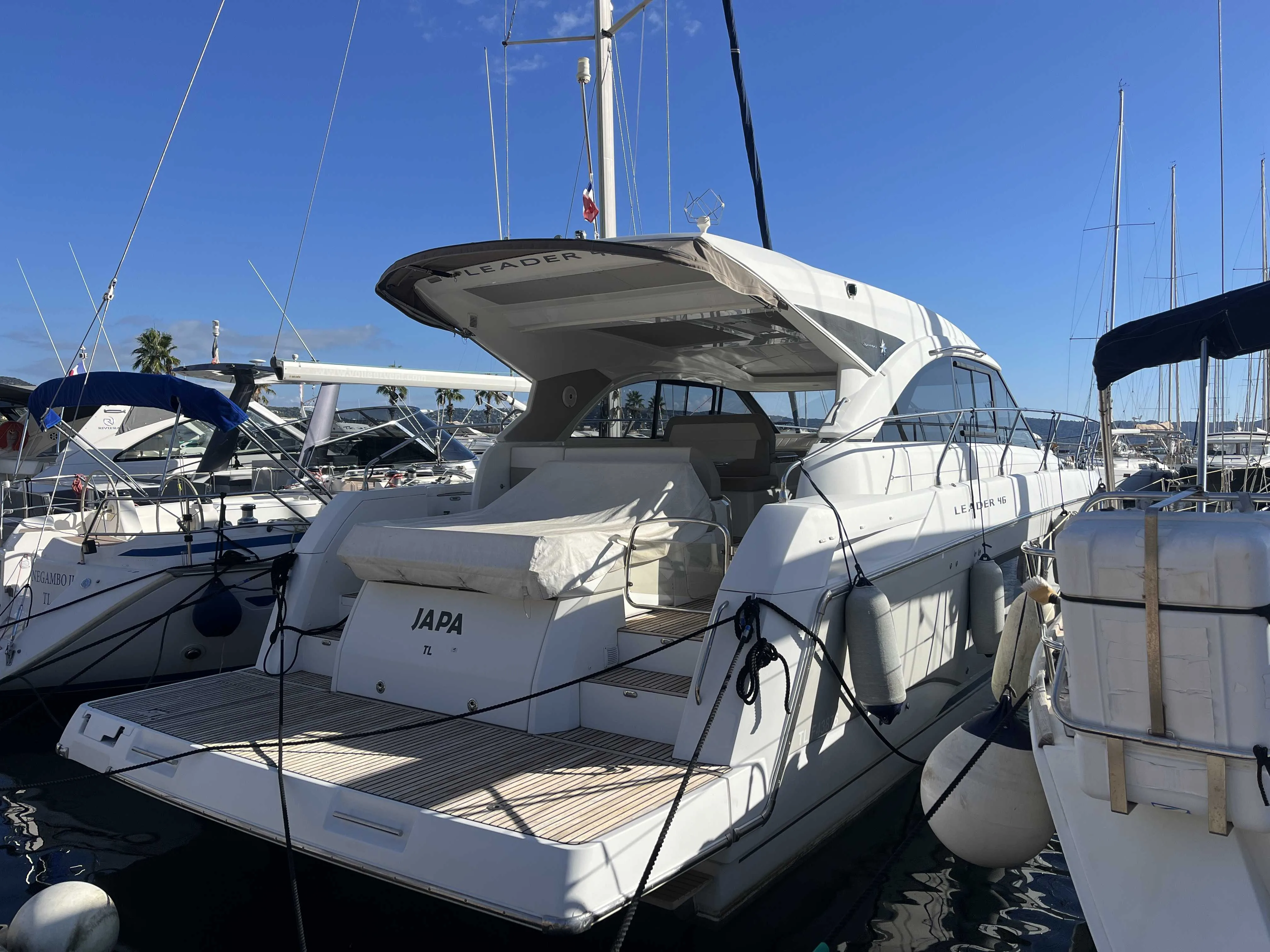 Jeanneau LEADER 46 used - photo 1