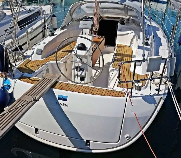 Bavaria Yachts 33 CRUISER used - photo 1