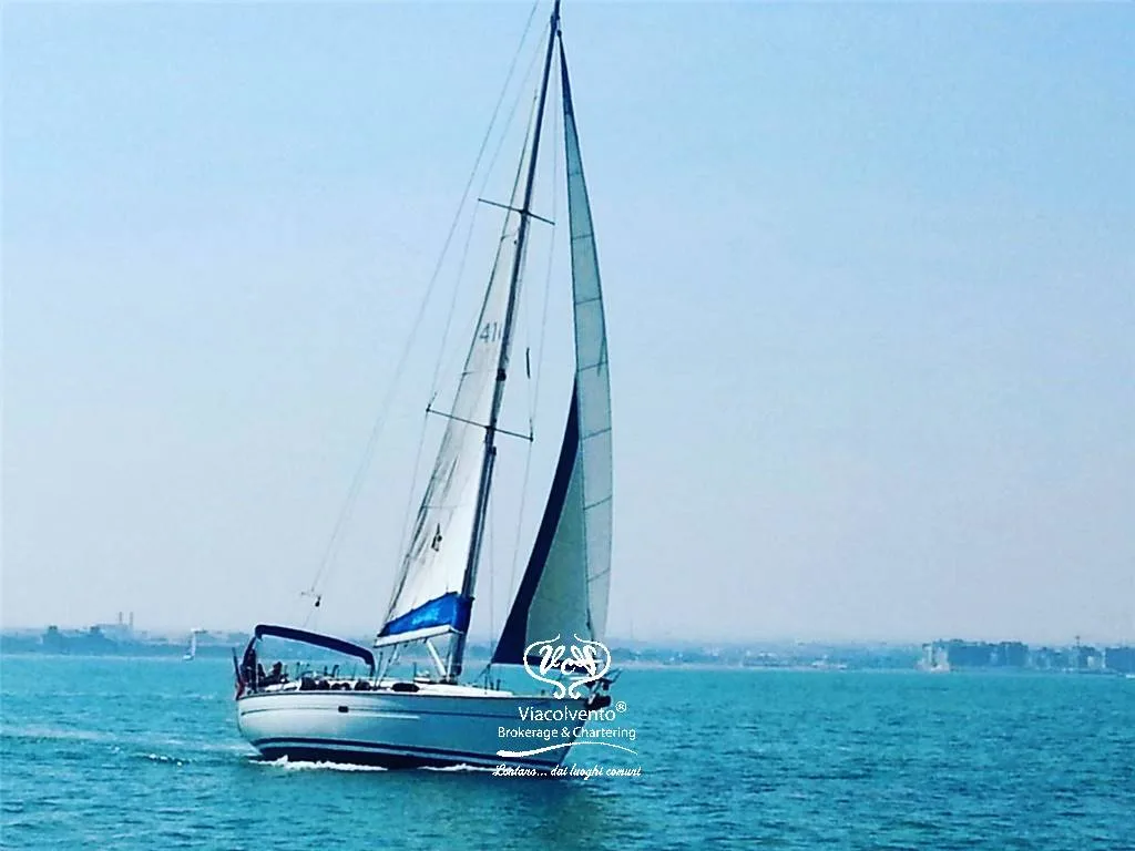 Bavaria Yachts 42 used - photo 1