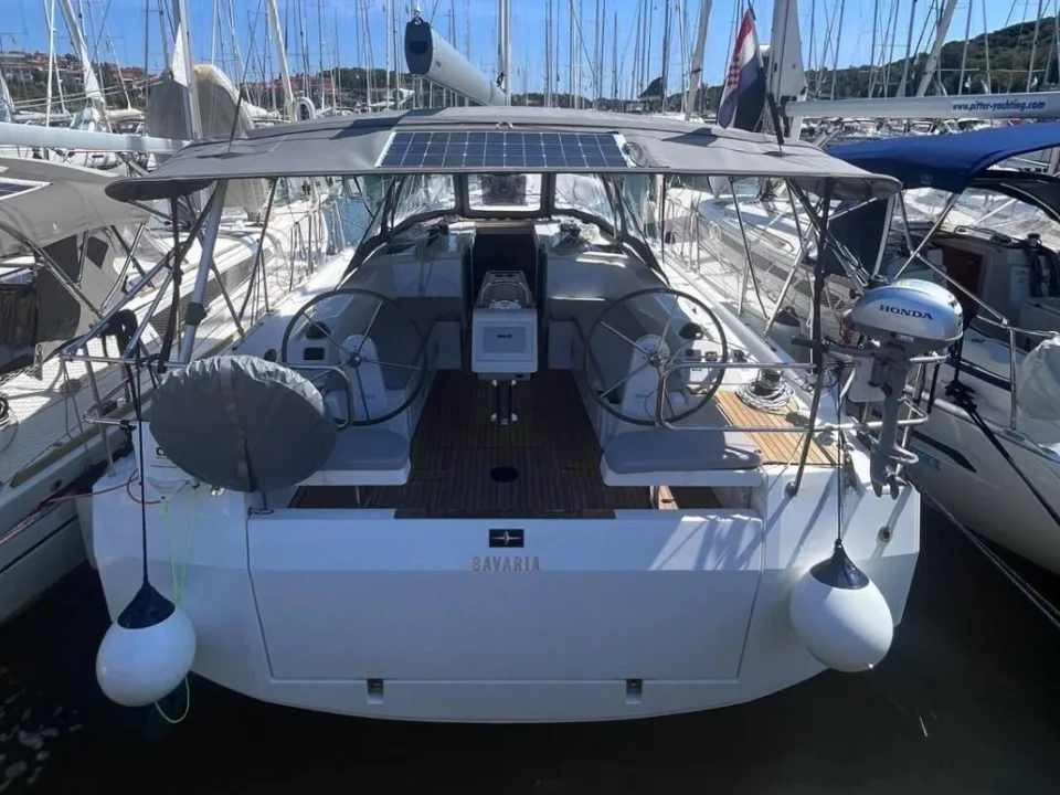 Bavaria Yachts C38 used - photo 1