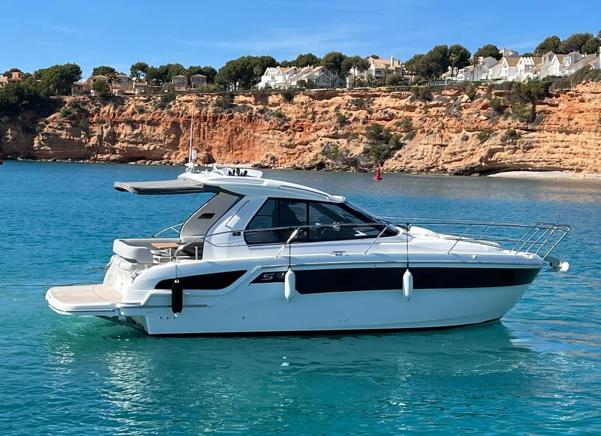Bavaria Yachts S33 HT used - photo 1
