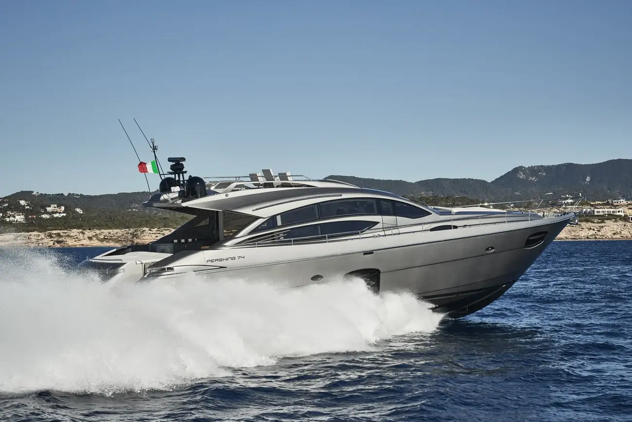 Pershing 74 used - photo 1