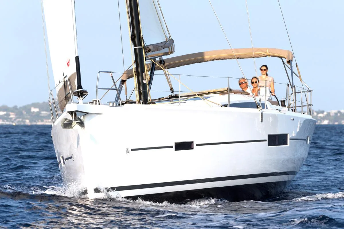 Dufour 520 Grand Large gebraucht - Foto 1