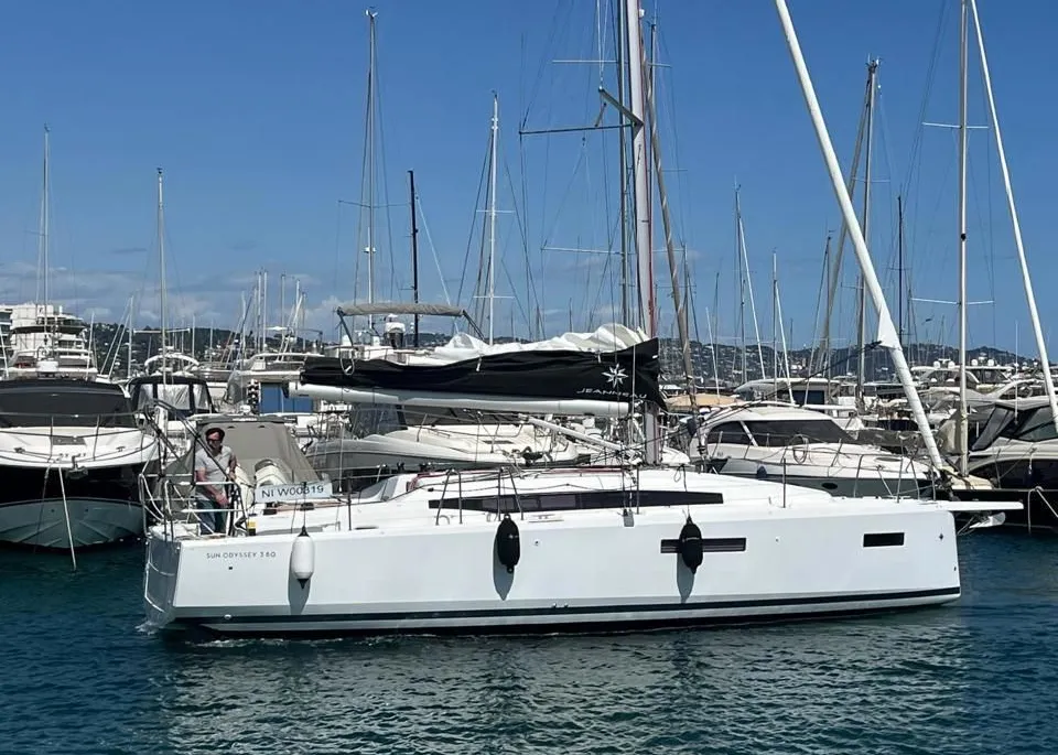 Jeanneau Sun Odyssey 380 usato - foto 1