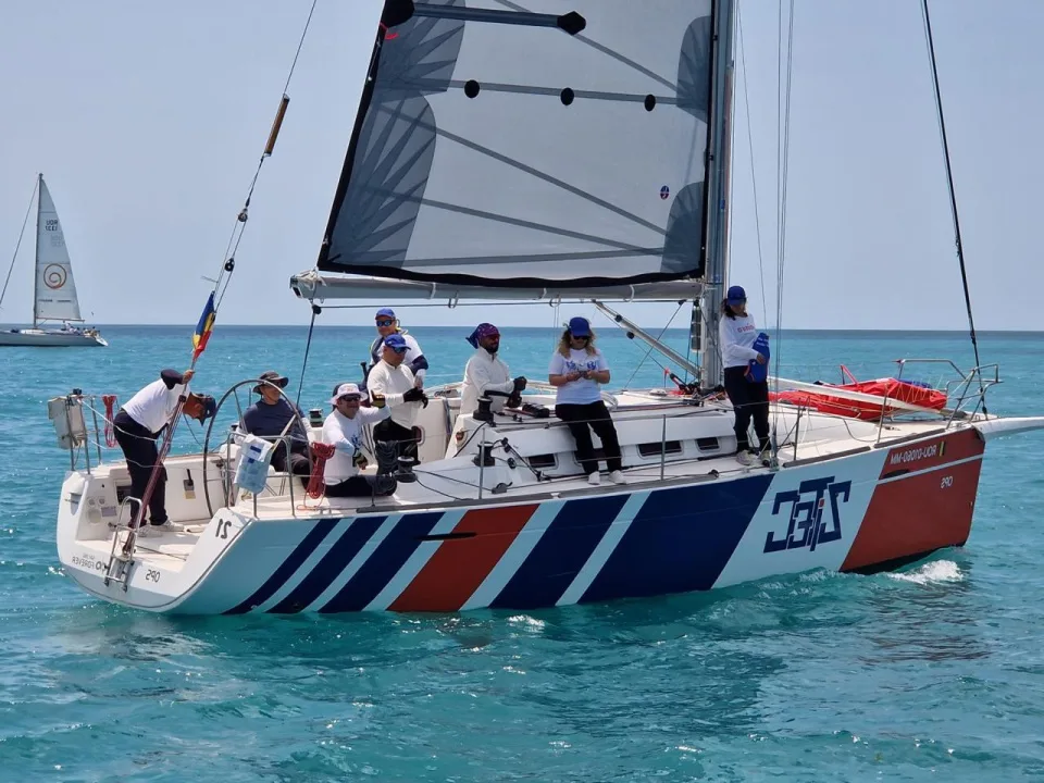 Beneteau First 35 usato - foto 1