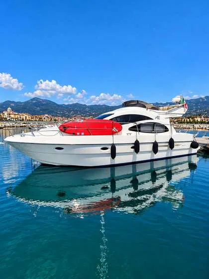 Azimut 42 used - photo 1