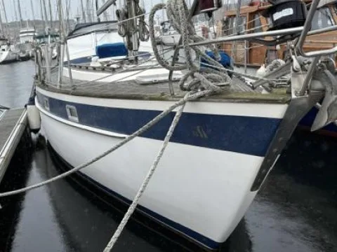 Hallberg-Rassy 38 used - photo 1