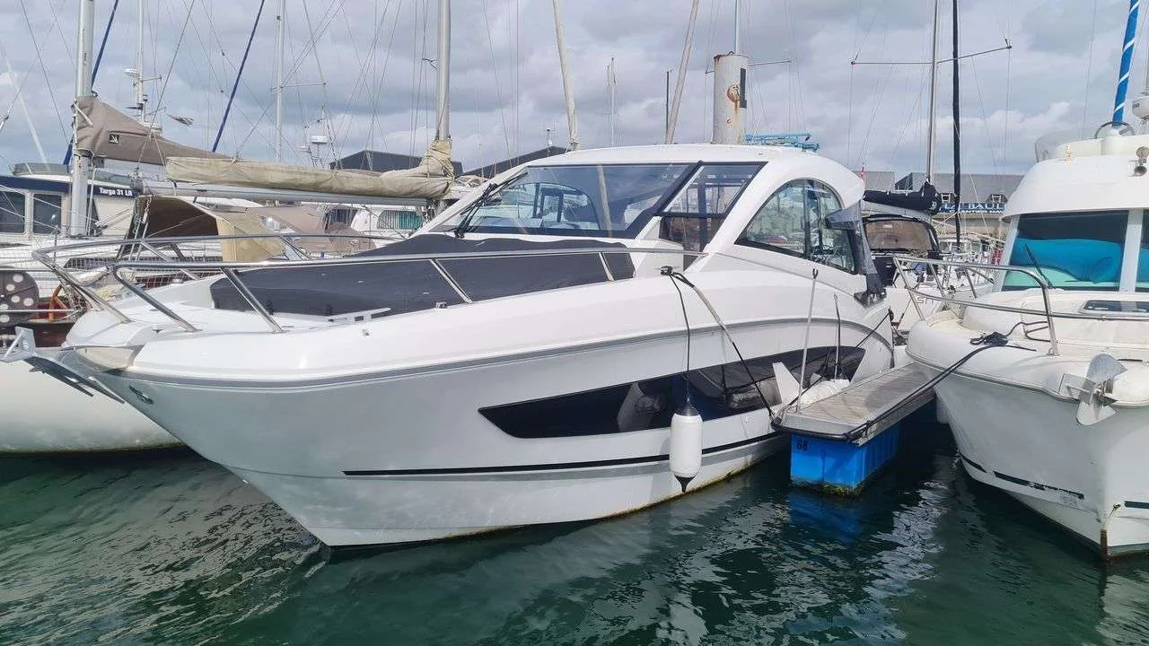 Beneteau GRAN TURISMO 32 usato - foto 1