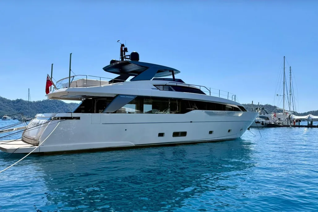Sanlorenzo SL90 used - photo 1