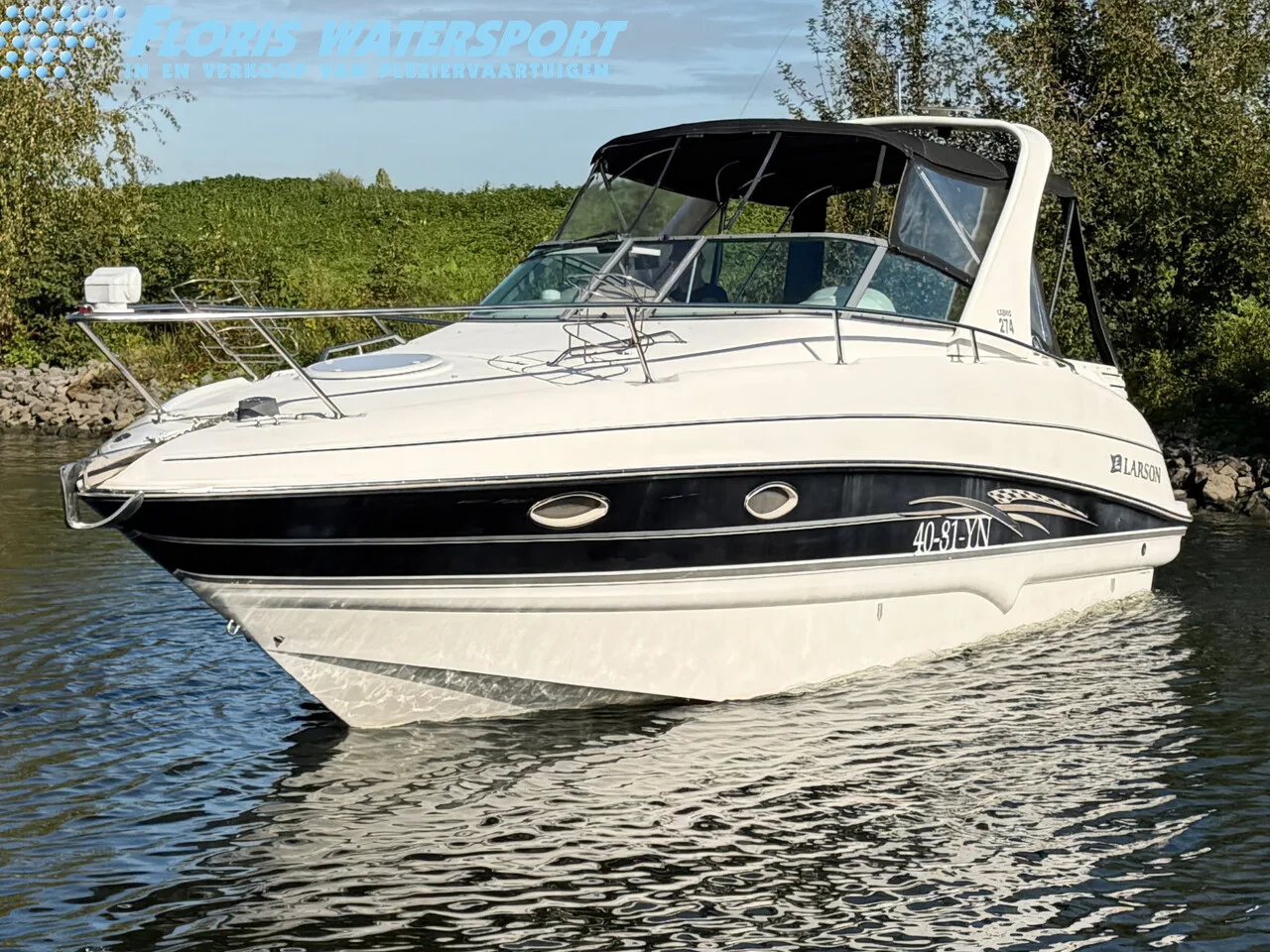 Larson Cabrio 274 used - photo 1