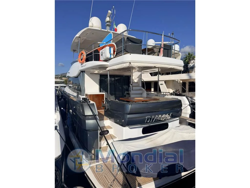 Azimut Magellano 66 gebraucht - Foto 1