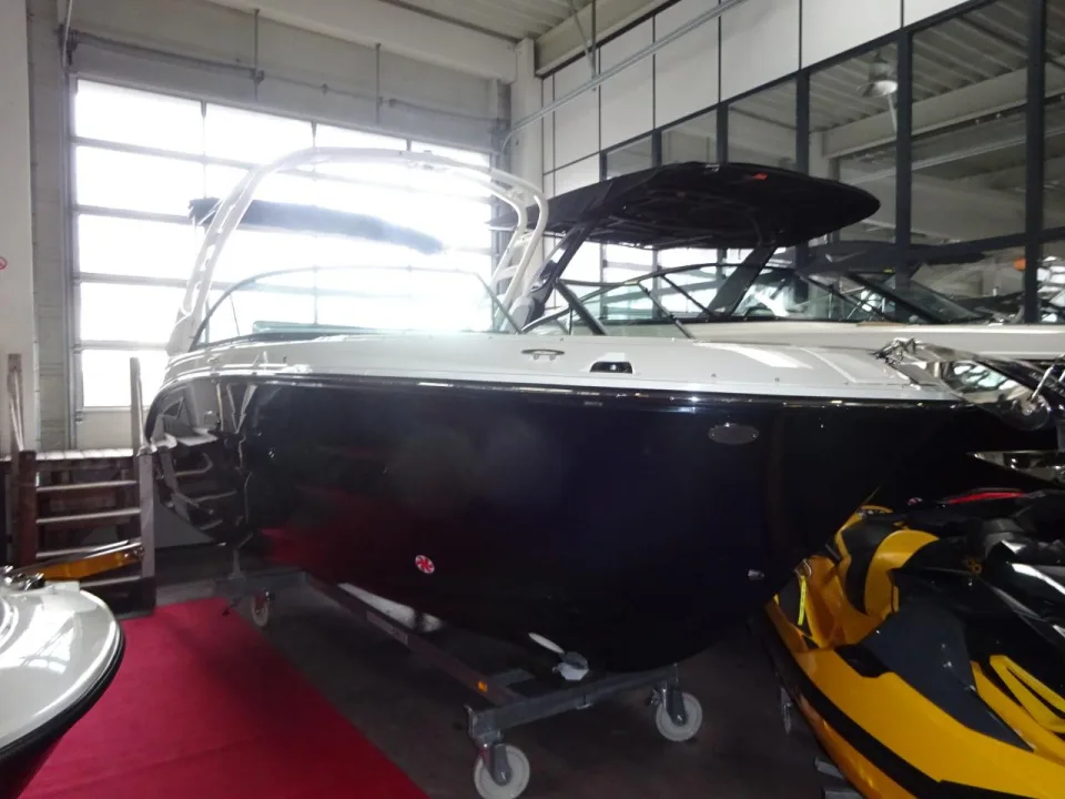 Sea Ray 230 SDXE gebraucht - Foto 1