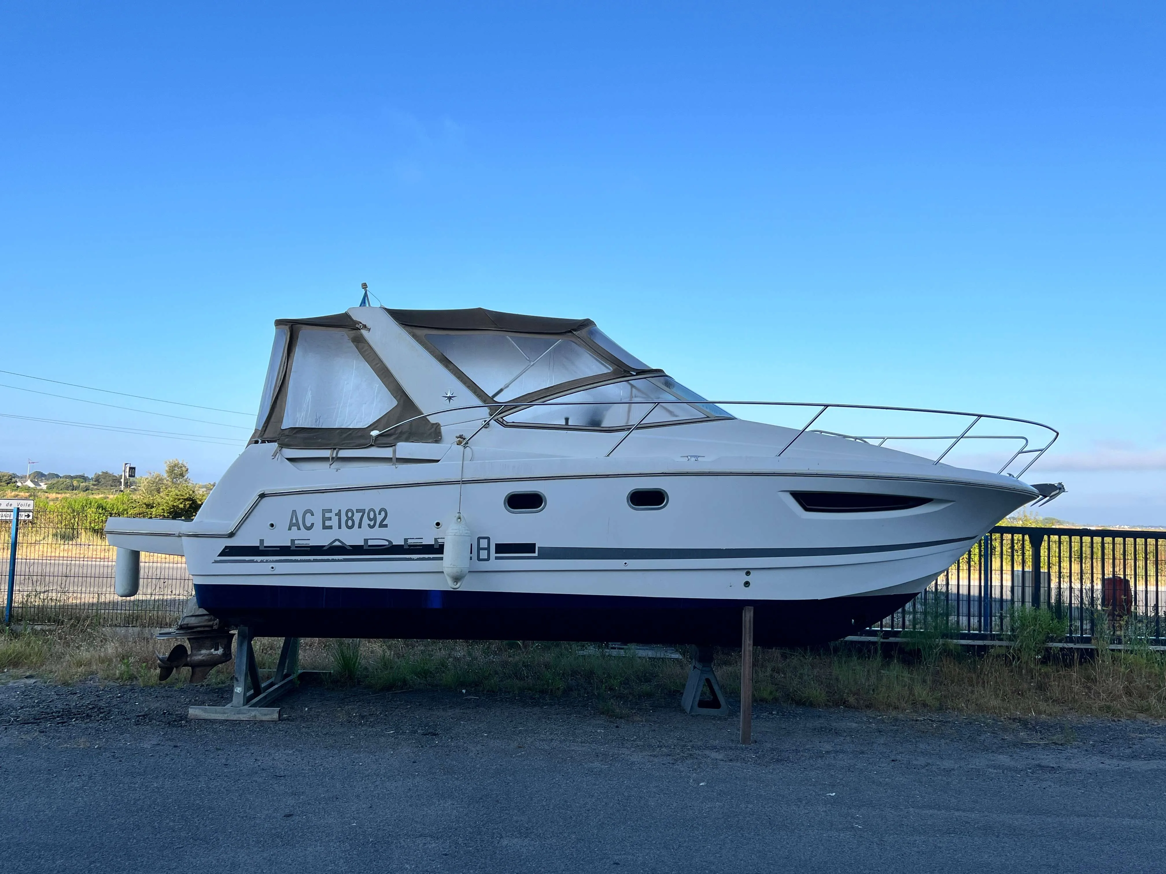 Jeanneau LEADER 8 used - photo 1