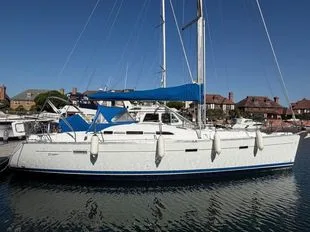 Beneteau Oceanis 393 Clipper used - photo 1