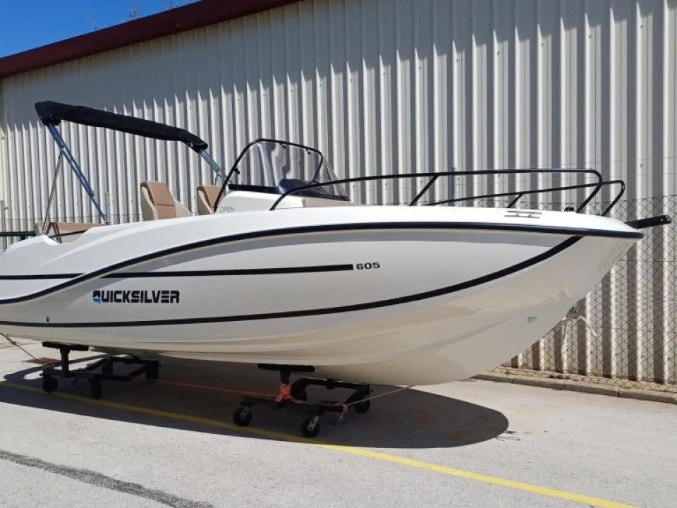 Quicksilver Active 605 Open used - photo 1