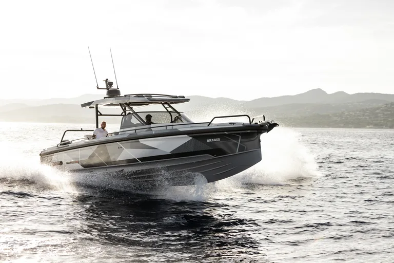 Brabus Marine Shadow 900 Sun-Top