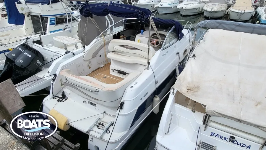 Four Winns 258 used - photo 1