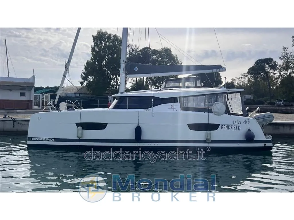 Fountaine Pajot Isla 40 used - photo 1