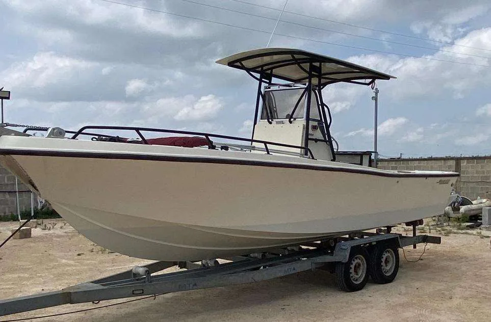 Mako 230 d'occasion - photo 1