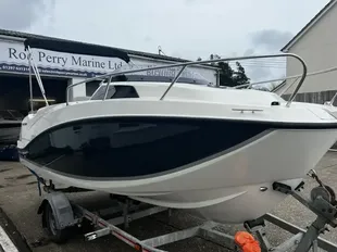 Quicksilver 555 Cabin d'occasion - photo 1