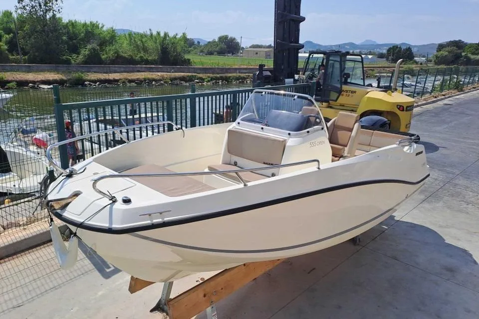 Quicksilver Activ 555 Open used - photo 1