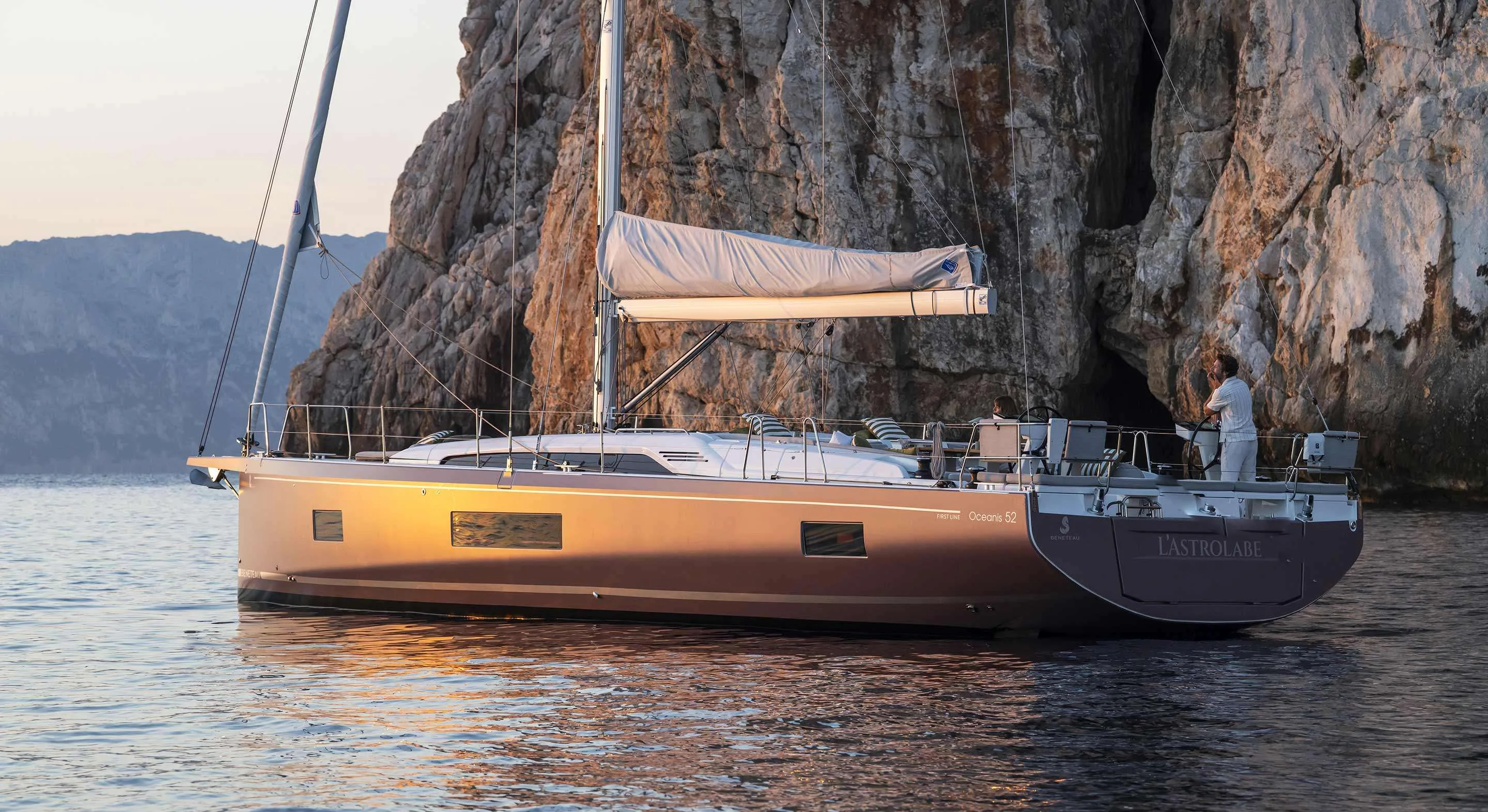 Beneteau OCEANIS 52 used - photo 1
