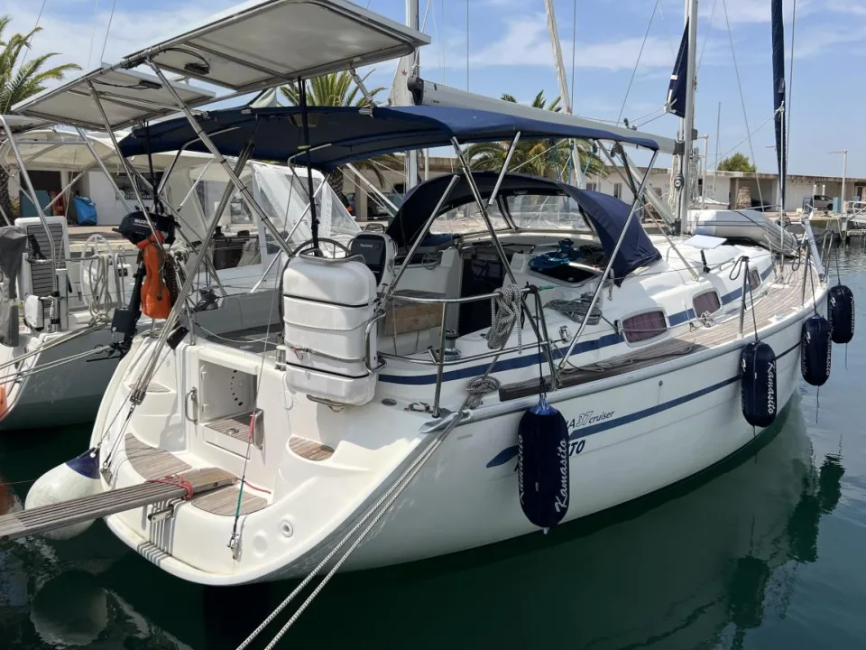 Bavaria Yachts 37 Cruiser used - photo 1