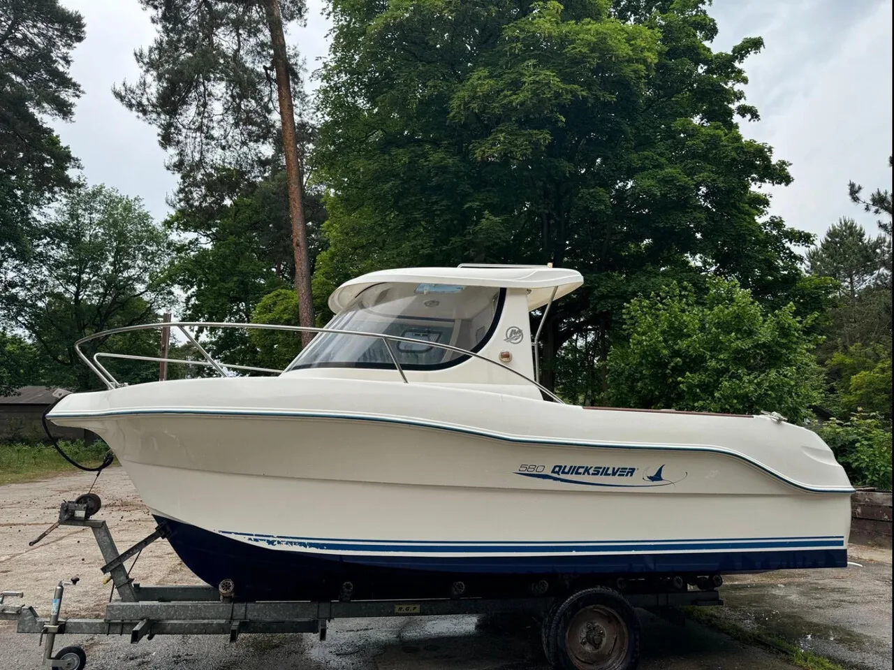 Quicksilver Pilothouse 580 used - photo 1