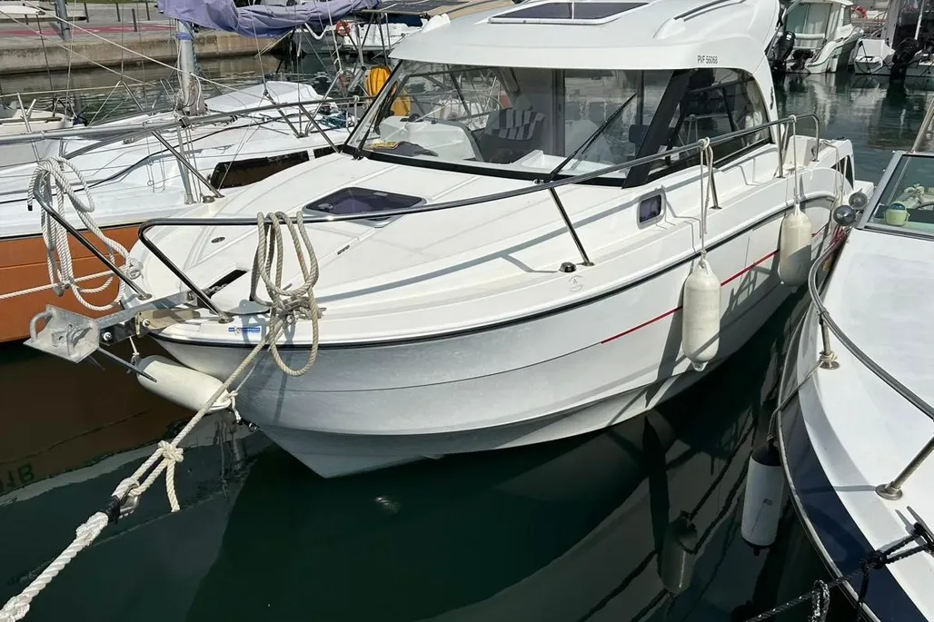 Beneteau Antares 8 usato - foto 1