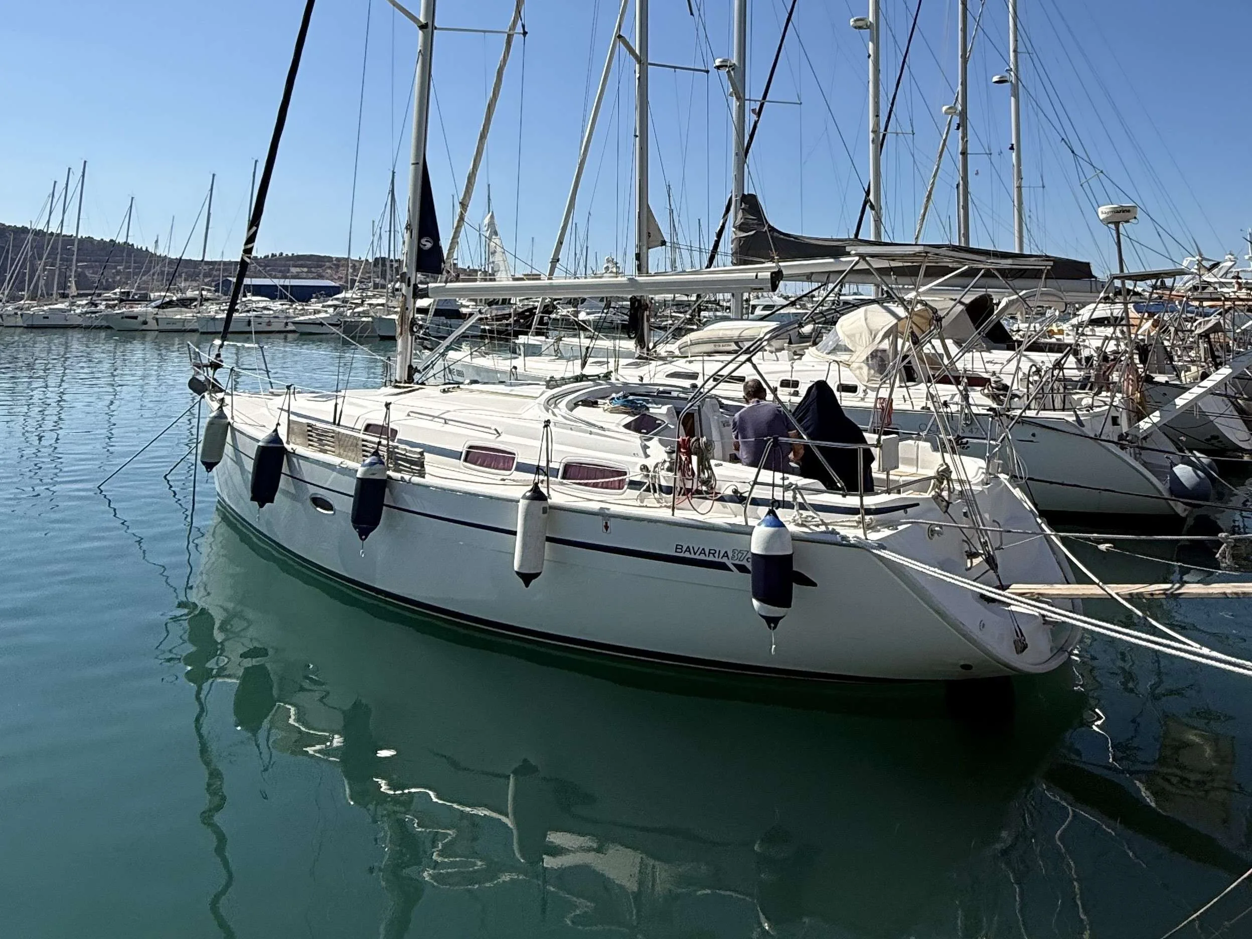 Bavaria Yachts 37 CRUISER used - photo 1