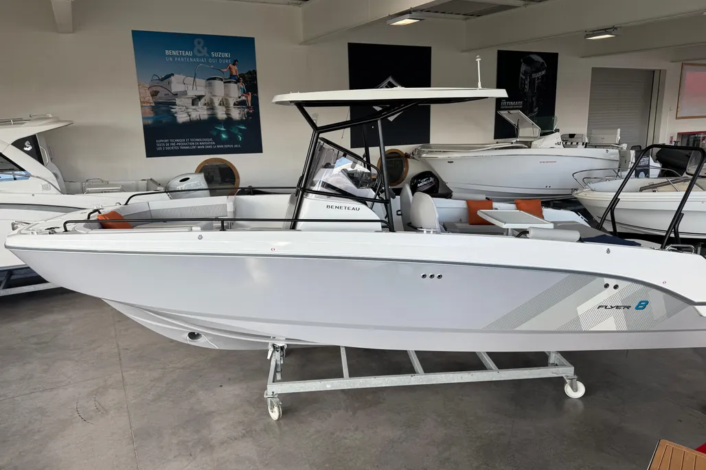 Beneteau Flyer 8 SPACEdeck V2 d'occasion - photo 1