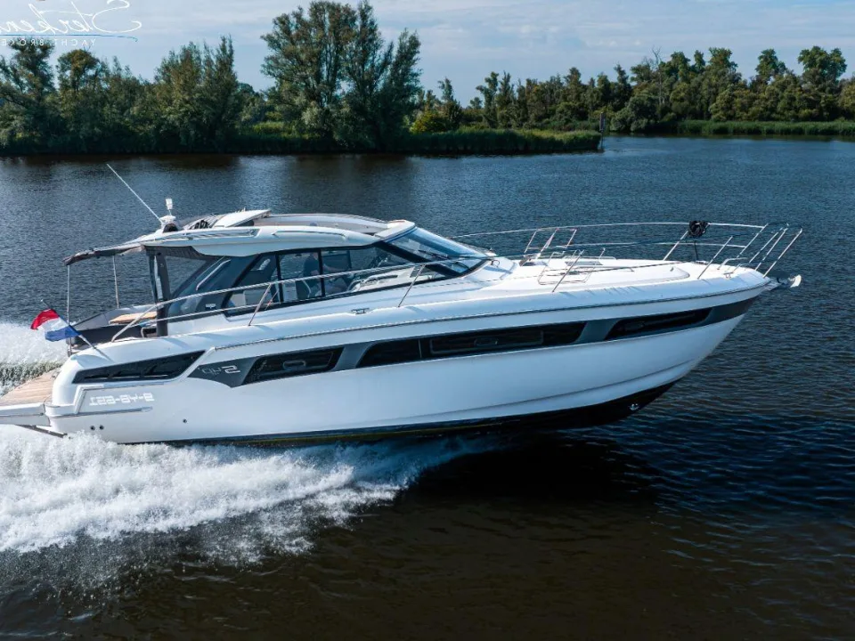 Bavaria Yachts S 40 HT used - photo 1