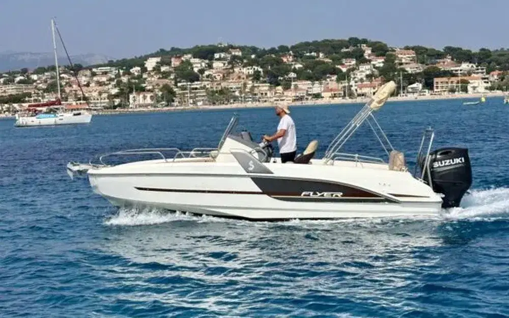 Beneteau FLYER 6 SUNDECK usato - foto 1
