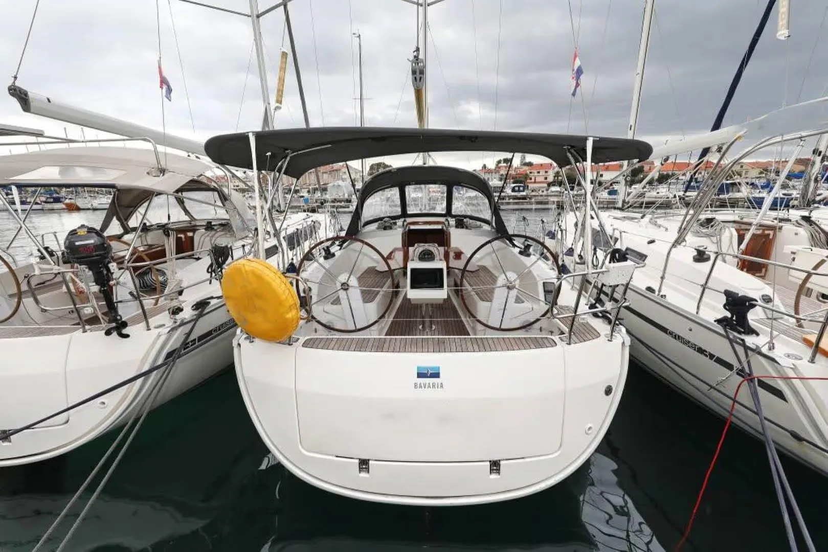 Bavaria Yachts 37 CRUISER used - photo 1