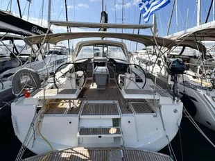 Beneteau Oceanis 41.1 used - photo 1