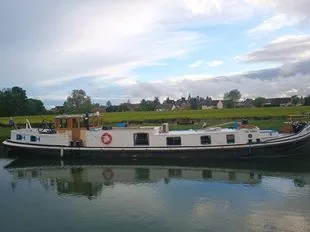 Dutch Luxemotor Cruising barge — turnkey floating home used - photo 1