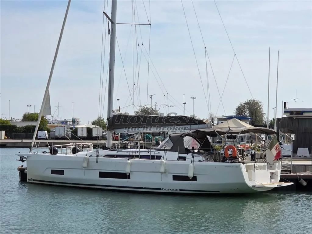 Dufour 470 used - photo 1