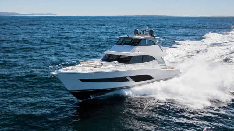 Riviera 68 Sport Motor Yacht