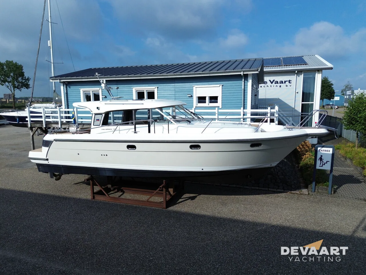 Nimbus 42 Nova used - photo 1