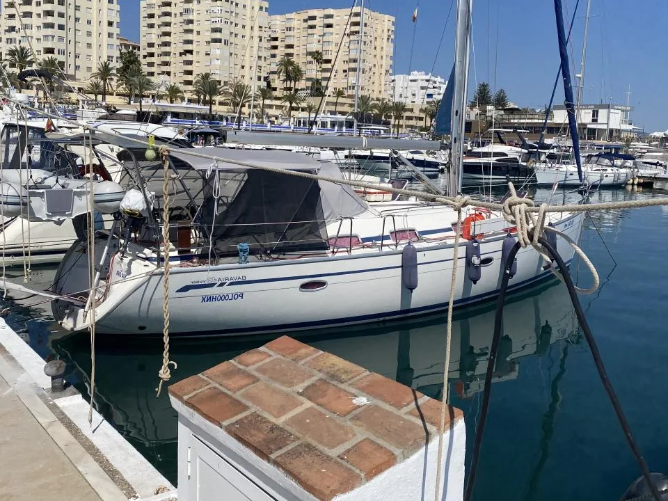 Bavaria Yachts 42 Cruiser used - photo 1