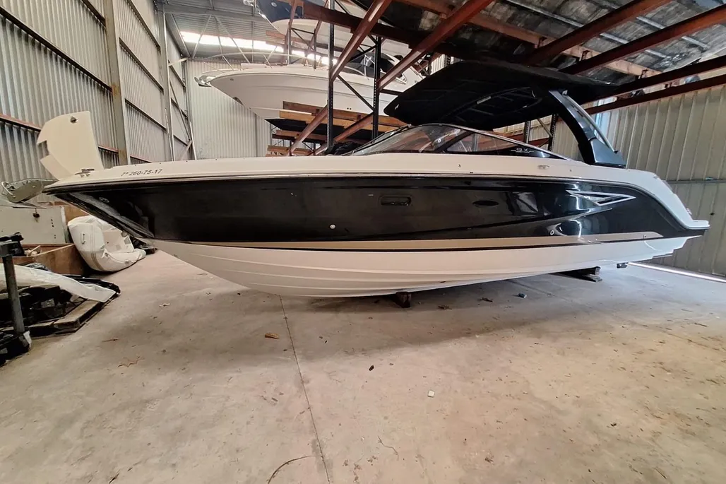 Sea Ray SLX 310 gebraucht - Foto 1