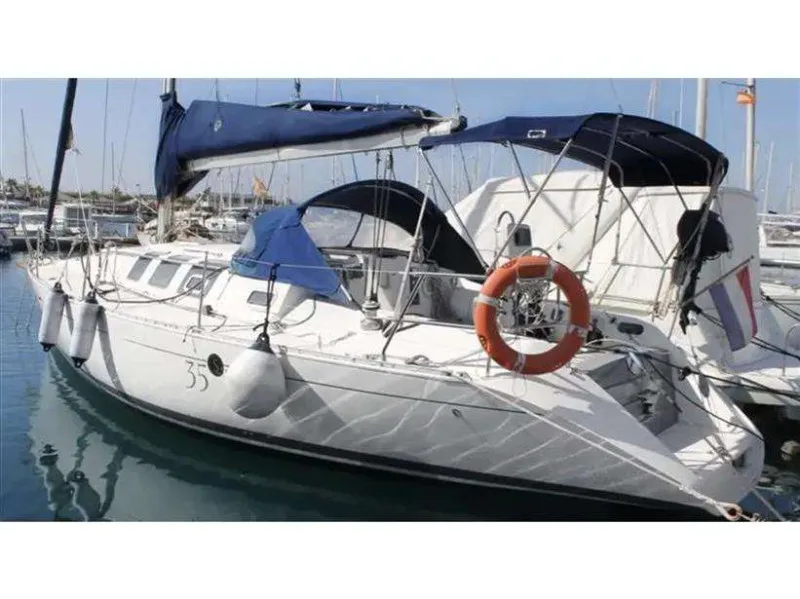 Beneteau FIRST 35S5 d'occasion - photo 1